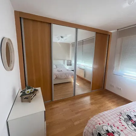 Precioso Piso Con 2 Apartment Naron (A Coruna)