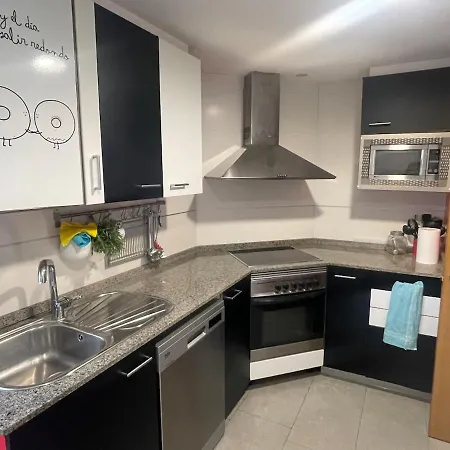Precioso Piso Con 2 * Naron (A Coruna)
