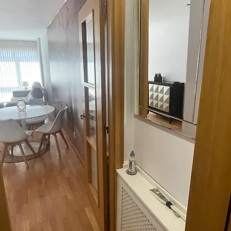 Precioso Piso Con 2 * Narón